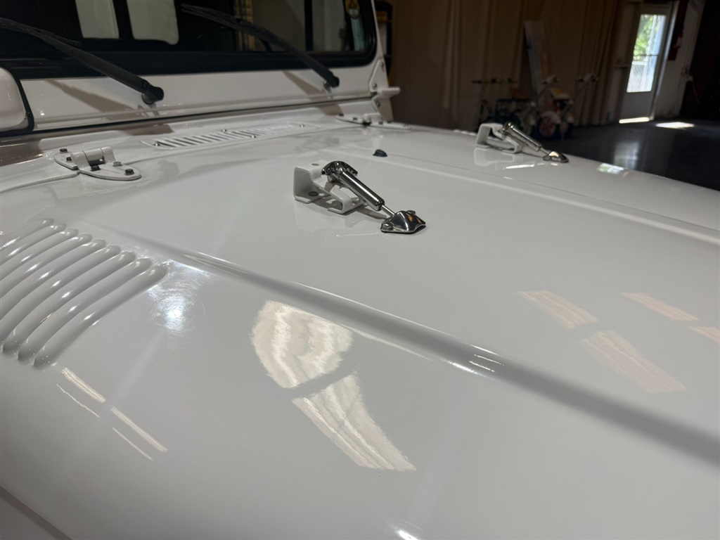 1982 Toyota Land Cruiser FJ 43 29