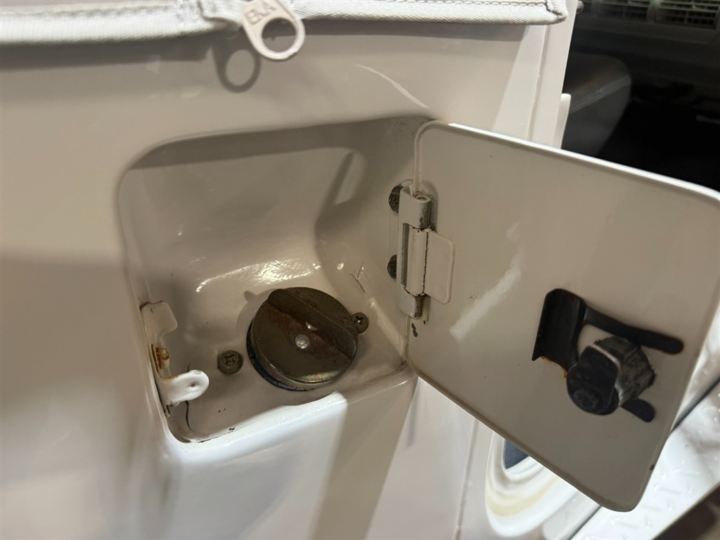 1982 Toyota Land Cruiser FJ 43 38