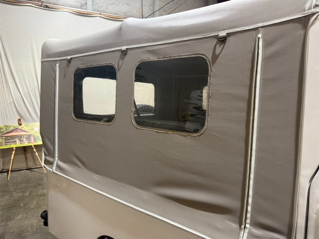 1982 Toyota Land Cruiser FJ 43 39