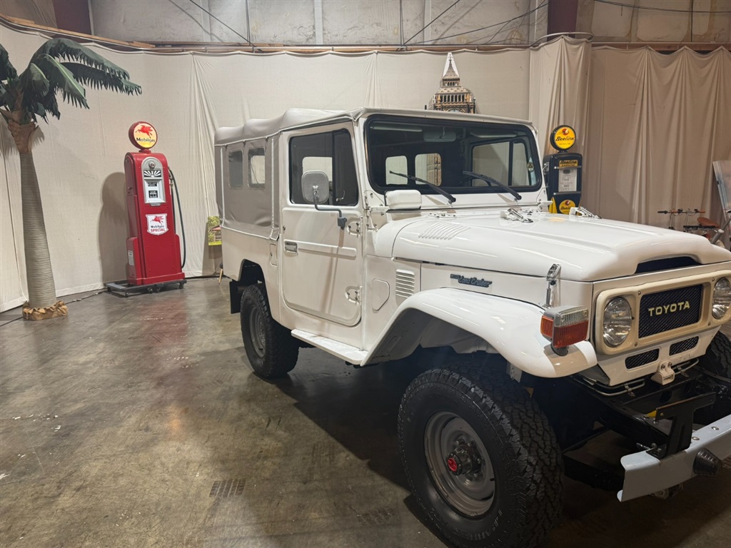 1982 Toyota Land Cruiser FJ 43 4