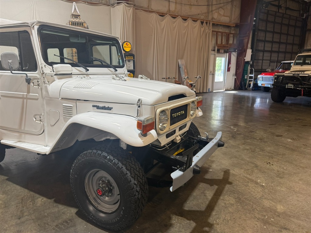 1982 Toyota Land Cruiser FJ 43 5
