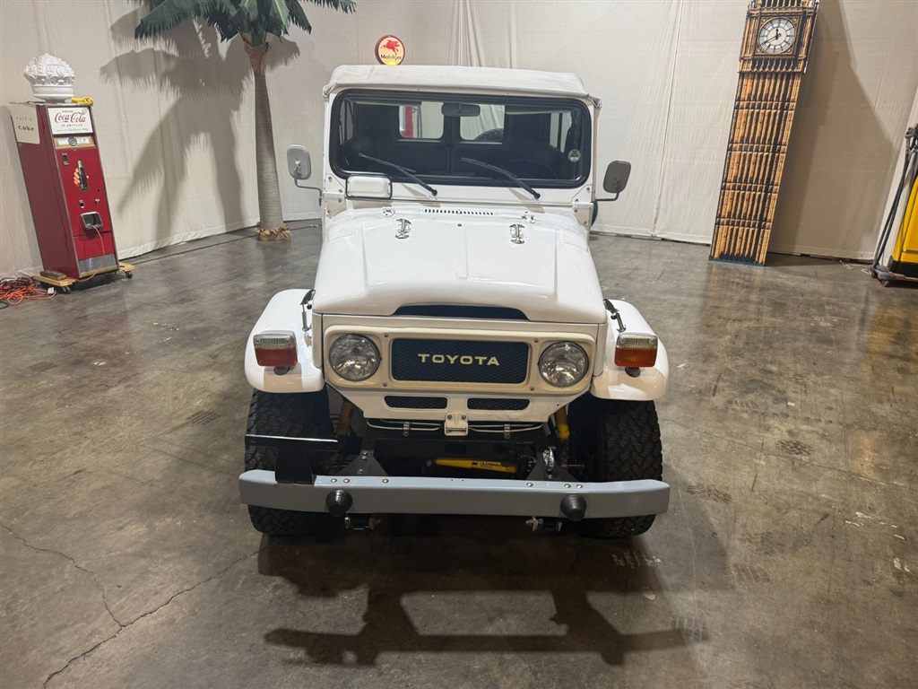 1982 Toyota Land Cruiser FJ 43 8