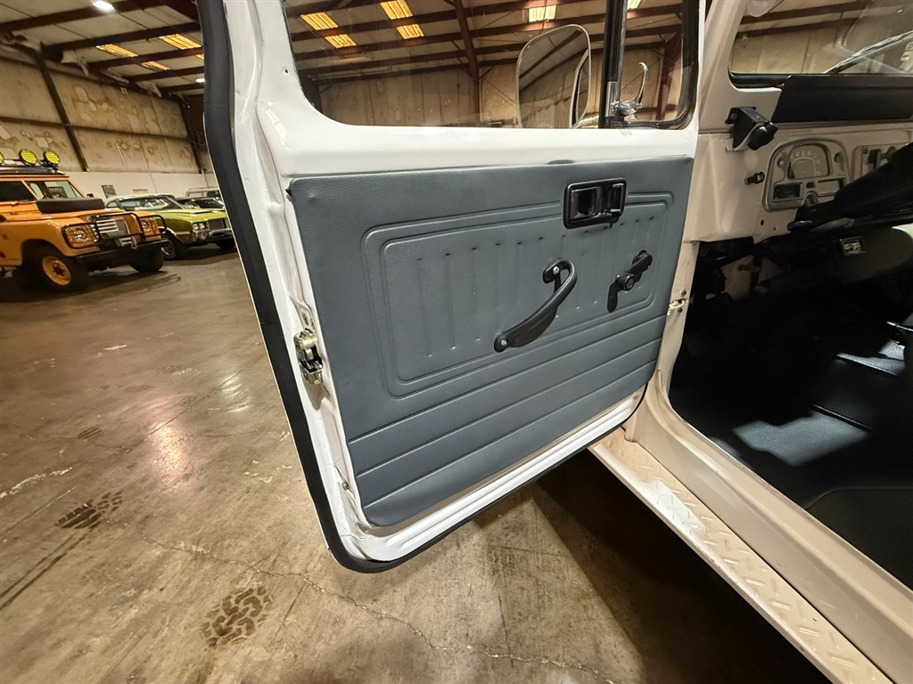 1982 Toyota Land Cruiser FJ 43 83