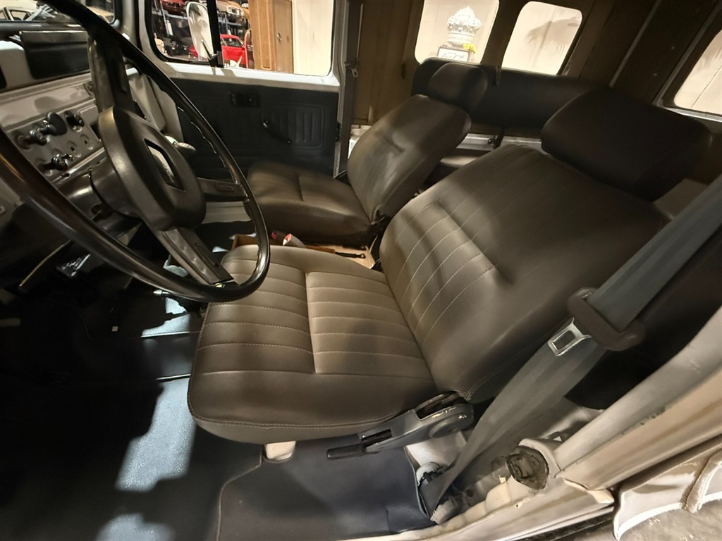 1982 Toyota Land Cruiser FJ 43 87