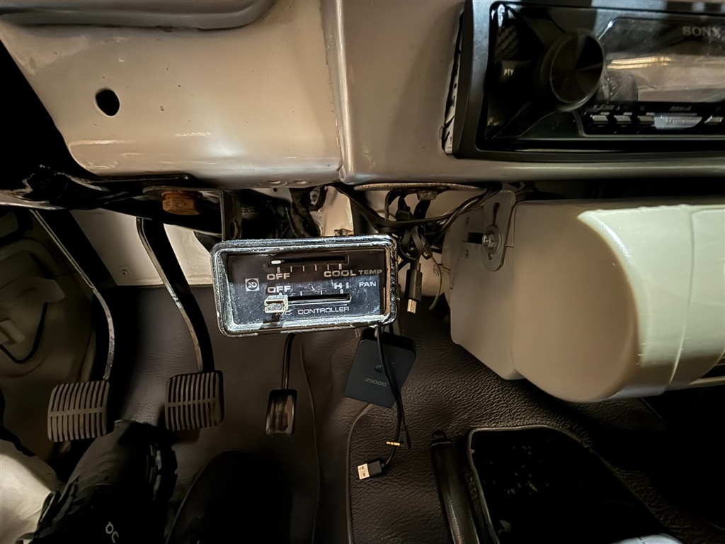 1982 Toyota Land Cruiser FJ 43 92