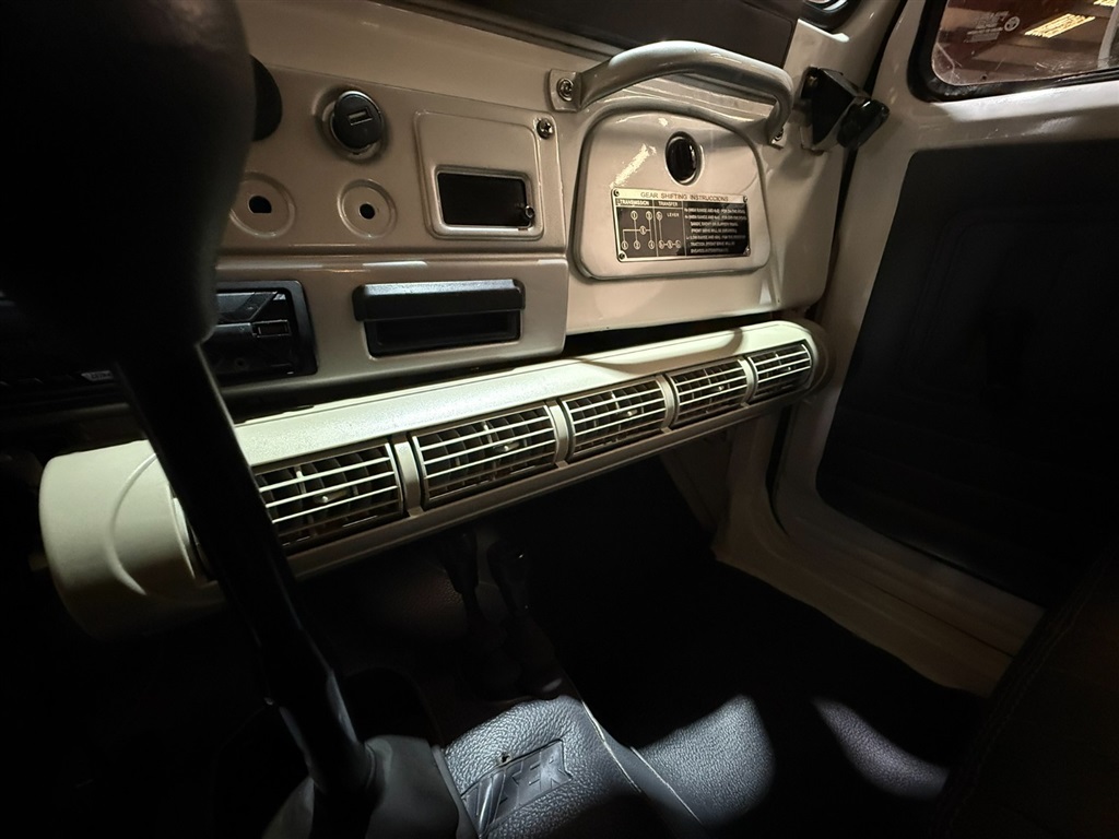 1982 Toyota Land Cruiser FJ 43 93