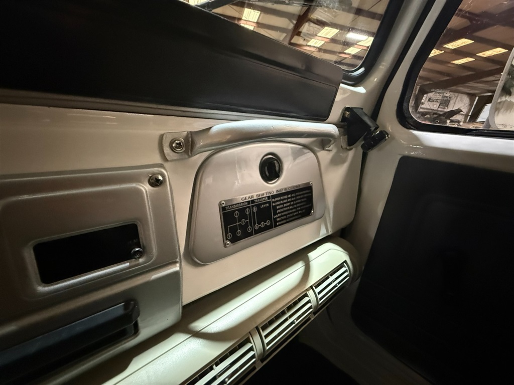 1982 Toyota Land Cruiser FJ 43 95