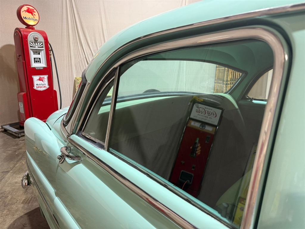 1954 Hudson Super Jet 33