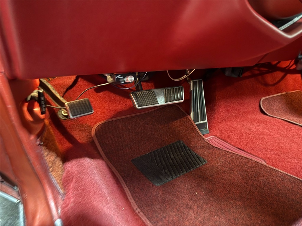 1976 Cadillac Eldorado Convertible 77