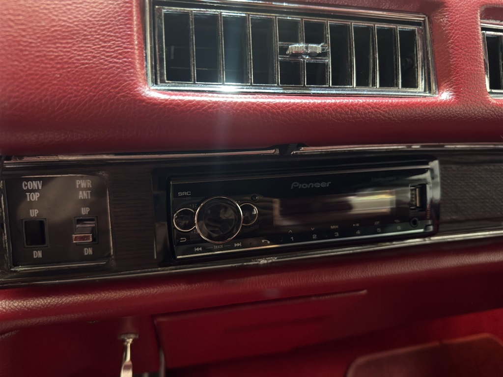 1976 Cadillac Eldorado Convertible 79