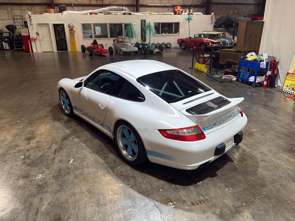 2006 Porsche 911 S Coupe Modified 14