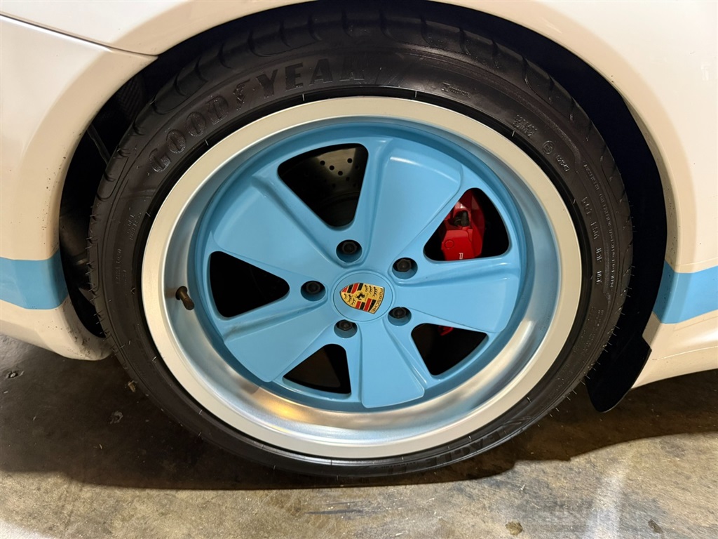 2006 Porsche 911 S Coupe Modified 36