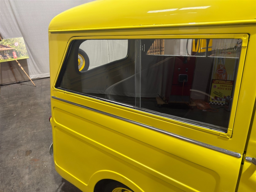 1950 Crosley CD  Super Coupe Panel Wagon 29