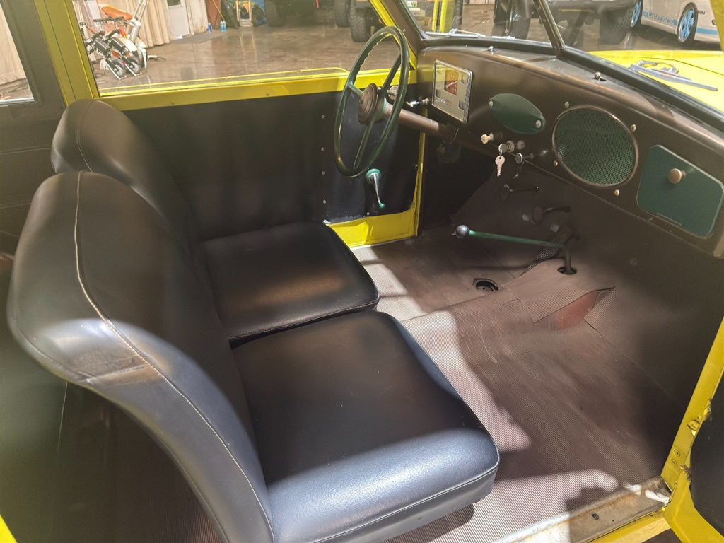 1950 Crosley CD  Super Coupe Panel Wagon 68