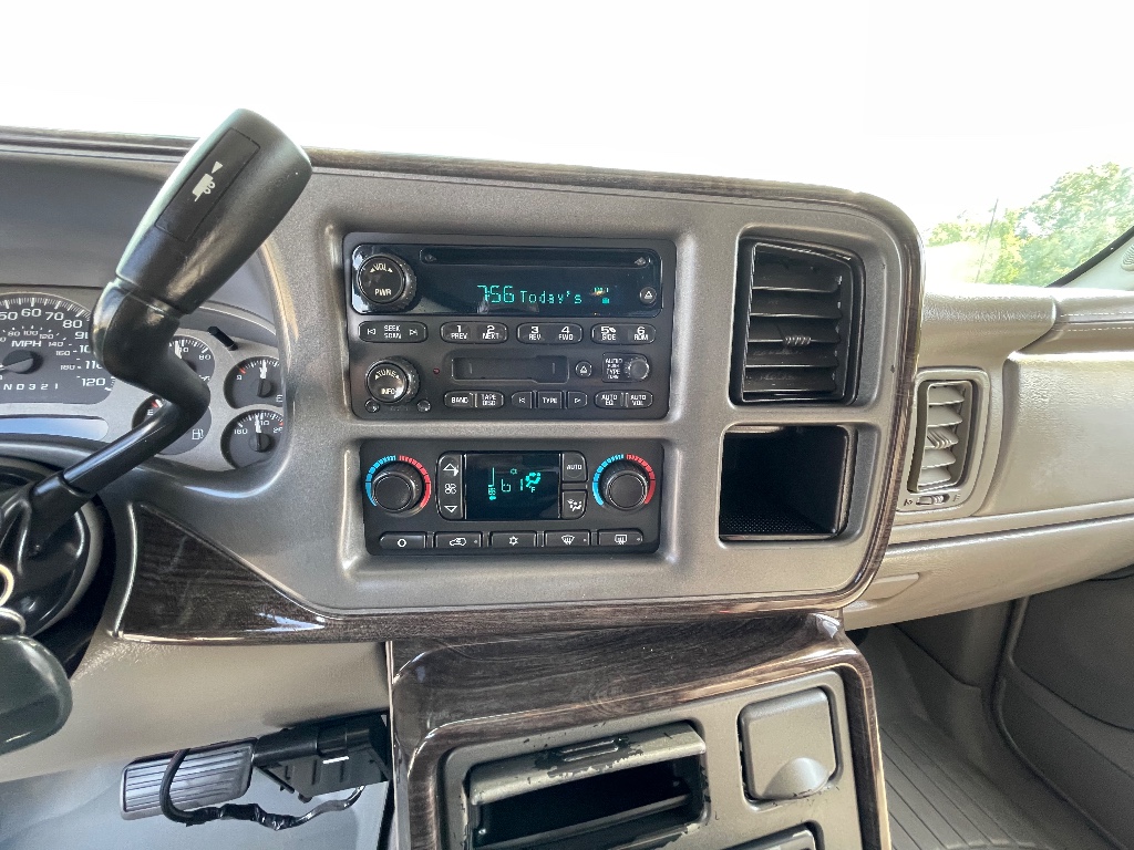 2006 GMC Sierra 1500 Denali photo
