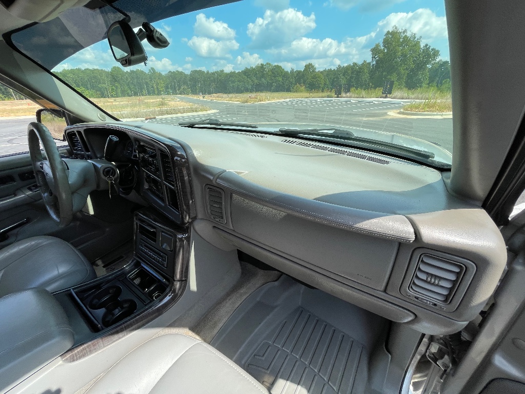 2006 GMC Sierra 1500 Denali photo