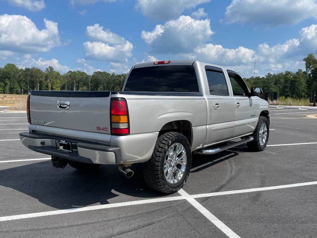 2006 GMC Sierra 1500 Denali photo