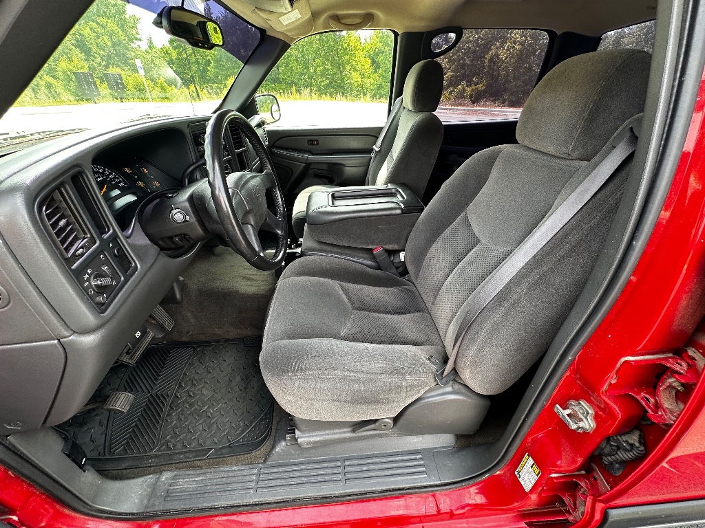 2005 Chevrolet Silverado 1500 LS photo