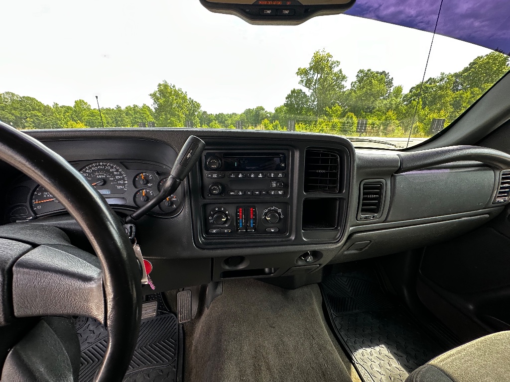 2005 Chevrolet Silverado 1500 LS photo