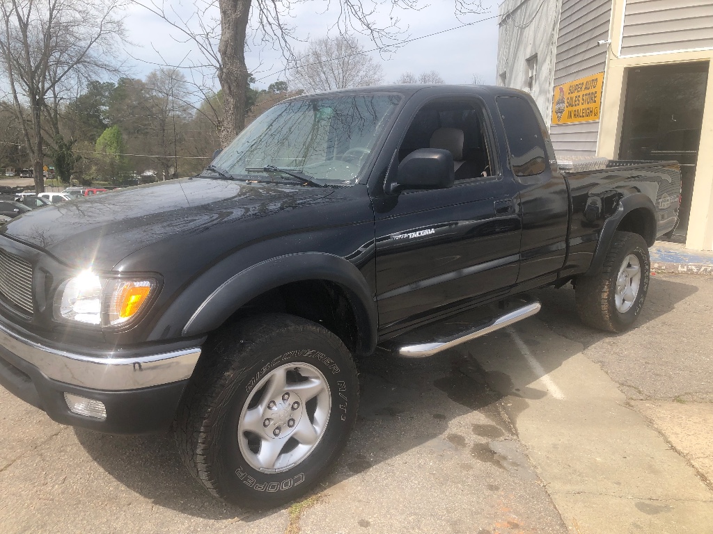 2003 Toyota Tacoma PreRunner V6 photo