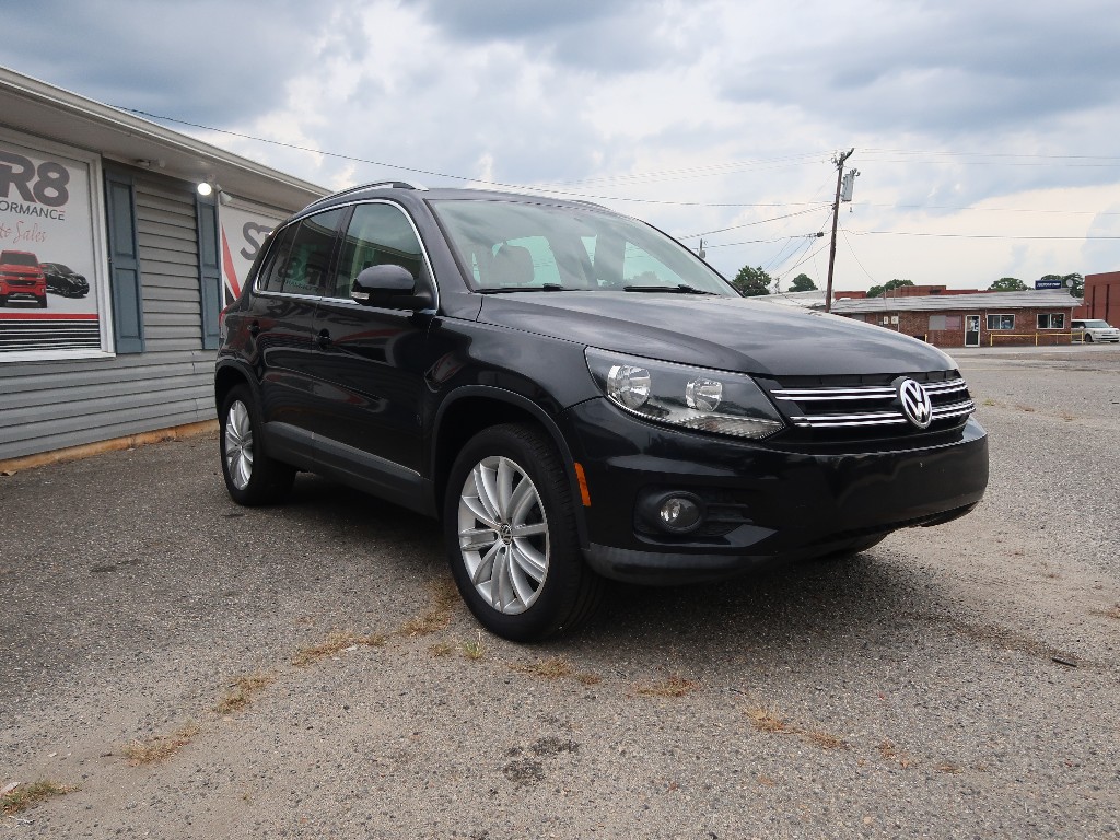 2013 Volkswagen Tiguan S 4Motion photo