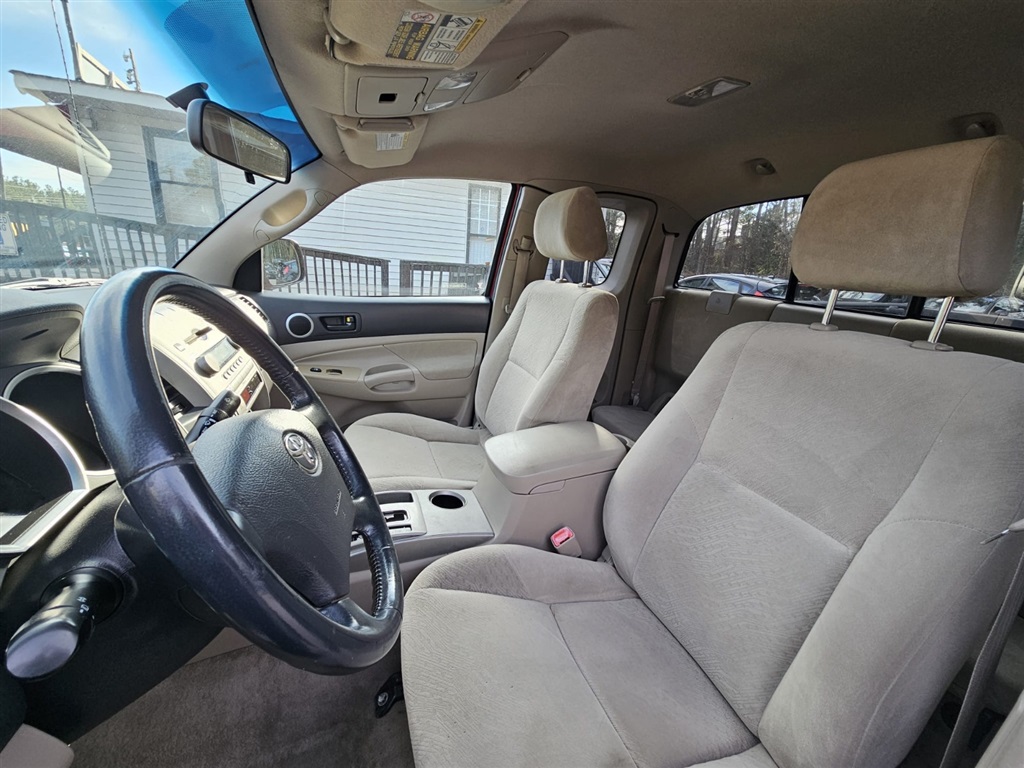 2006 Toyota Tacoma V6 photo