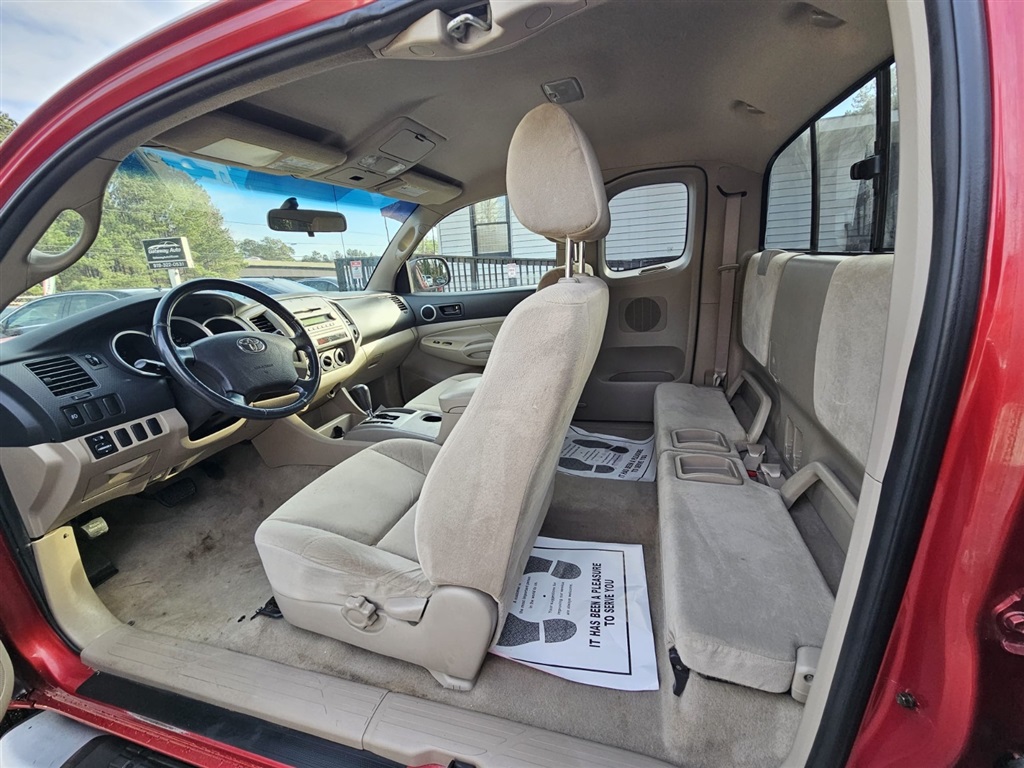 2006 Toyota Tacoma V6 photo