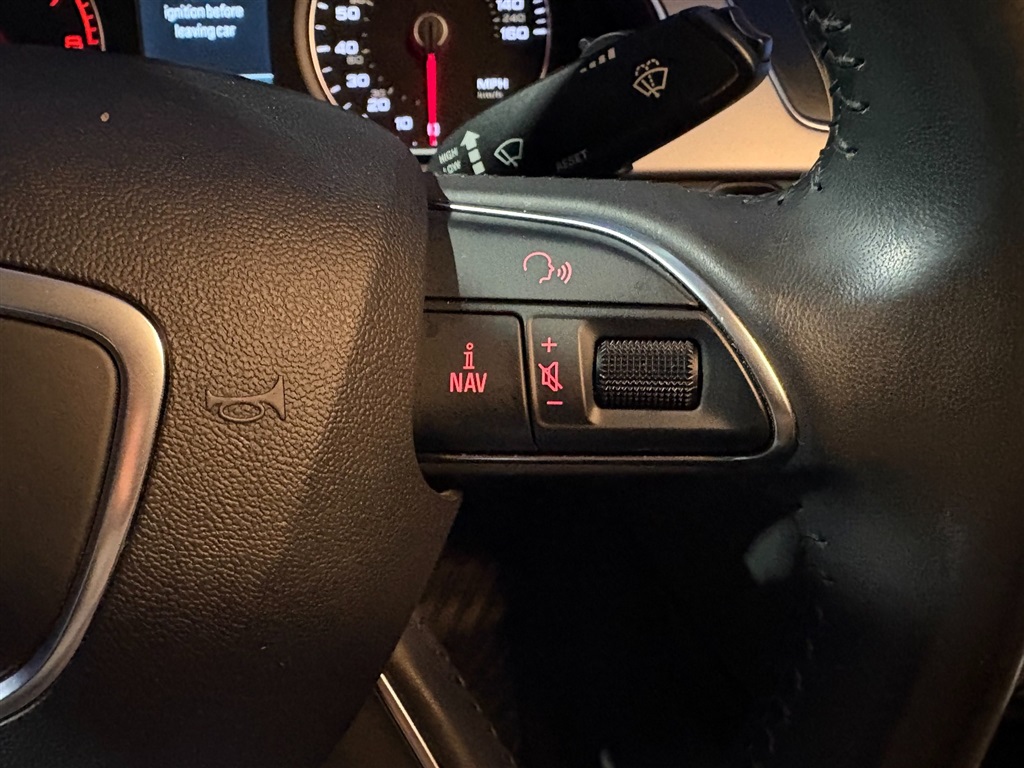 2013 Audi A4 2.0T quattro Premium Plus photo