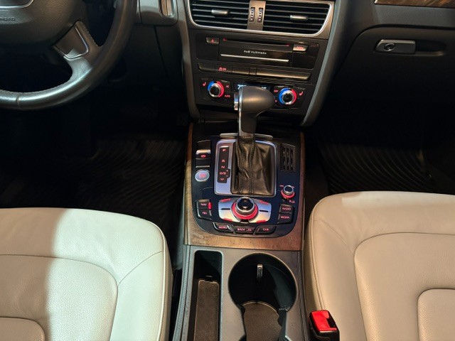 2013 Audi A4 2.0T quattro Premium Plus photo