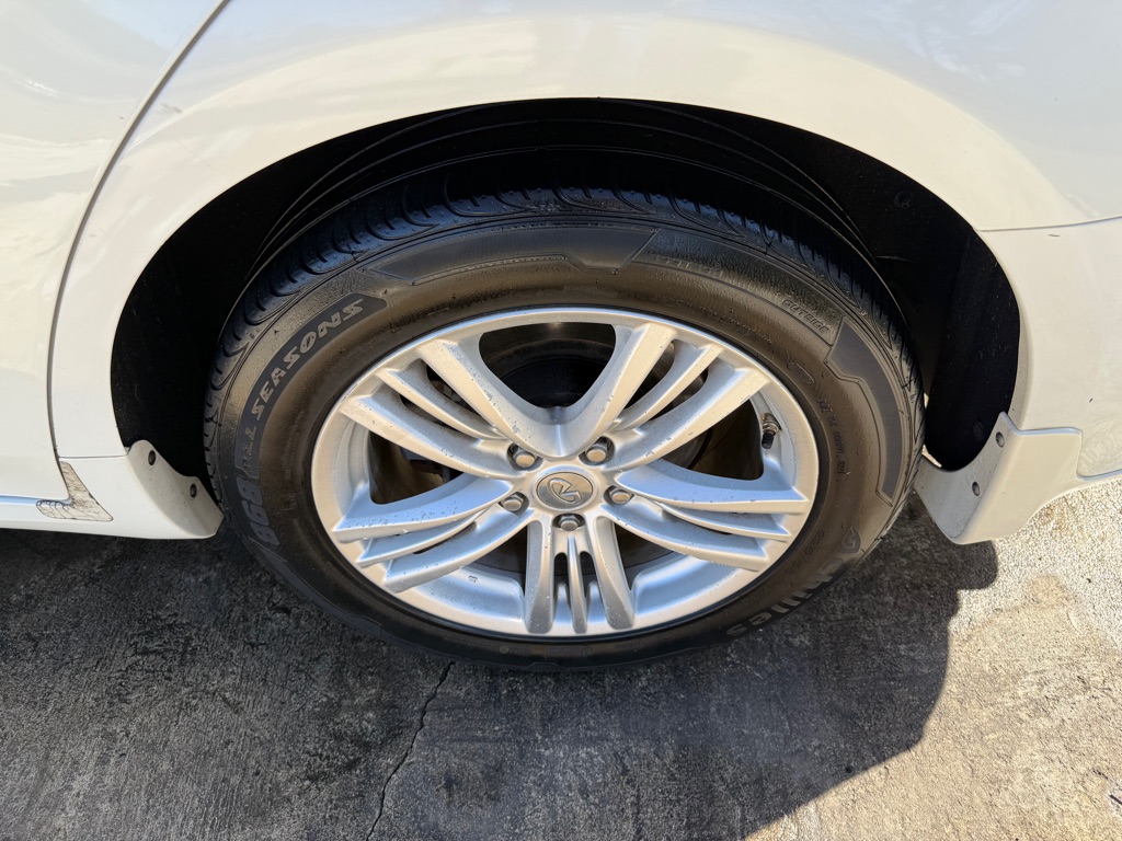 2011 Infiniti MDX x photo