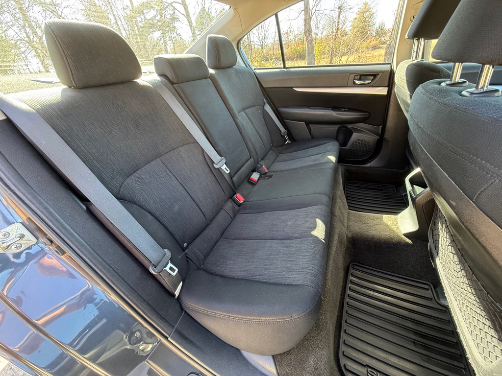 2014 Subaru Legacy 2.5i photo