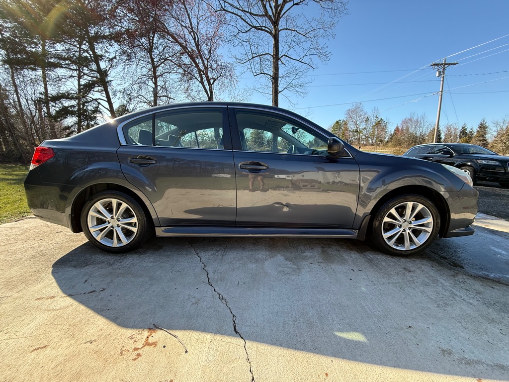 2014 Subaru Legacy 2.5i photo