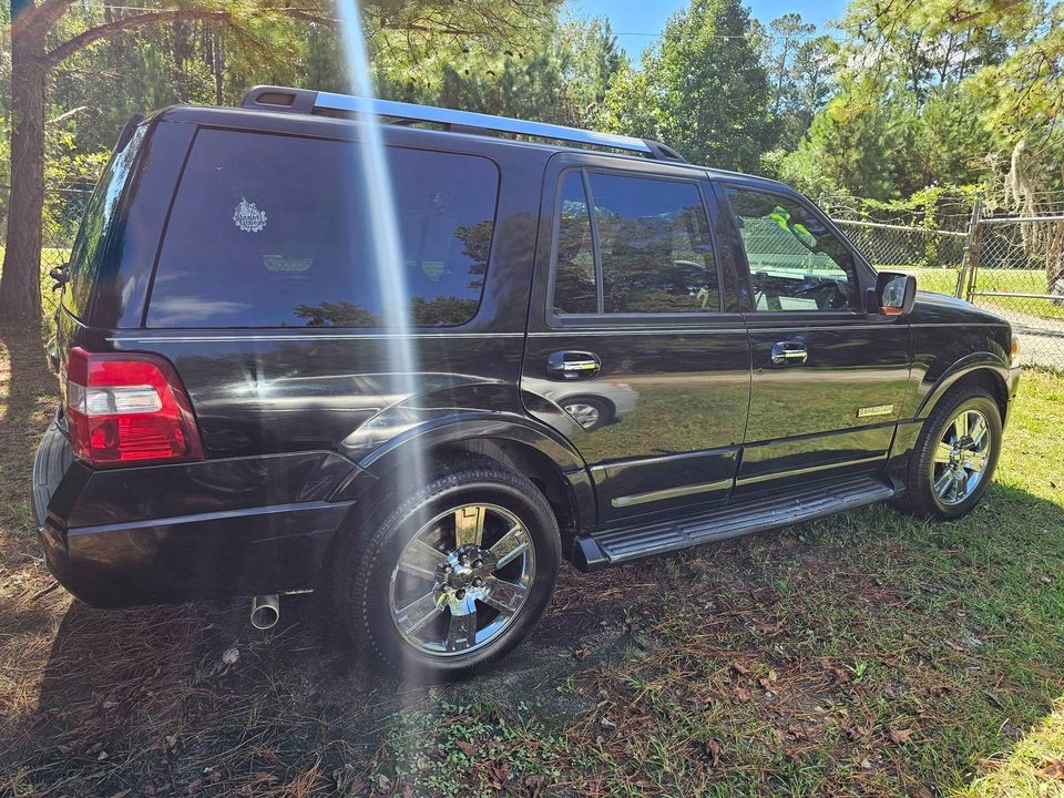 2007 Ford Expedition Limited photo