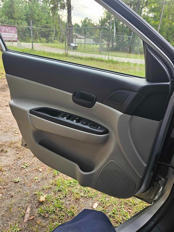 2009 Hyundai Accent GLS photo