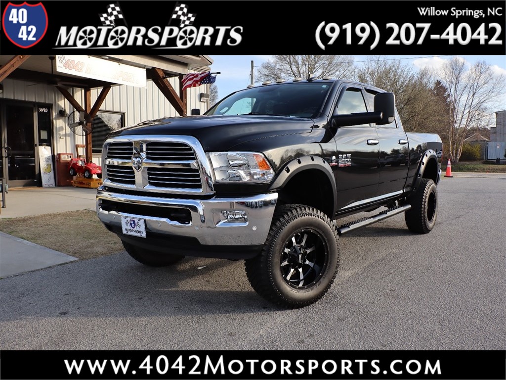 2017 RAM 2500 SLT Crew Cab 4WD