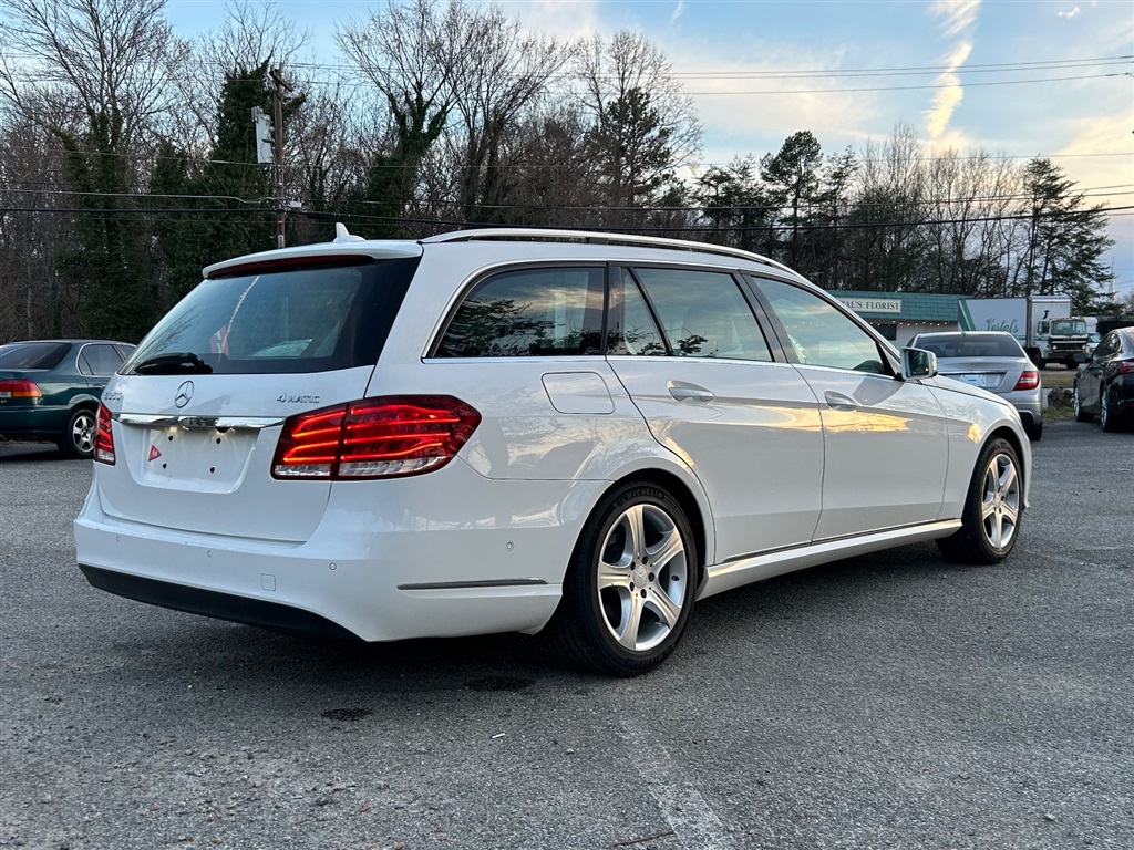 2014 Mercedes-Benz E-Class E350 4MATIC Luxury photo