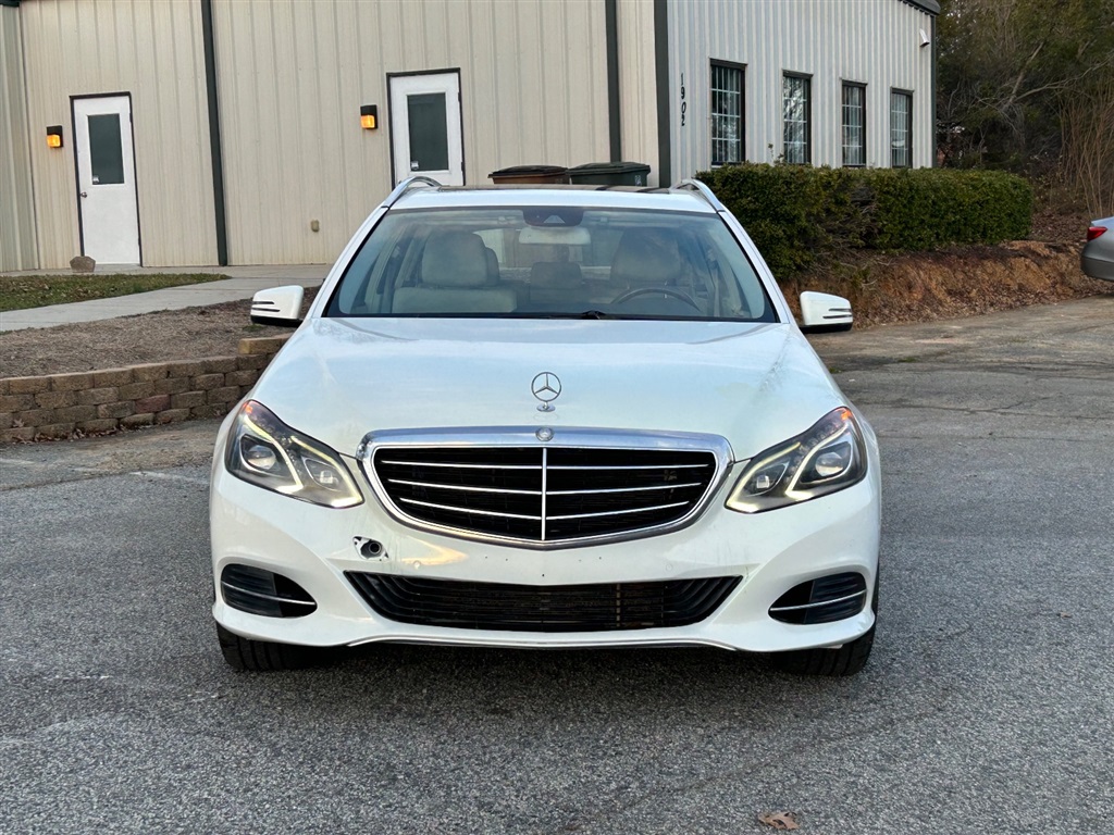 2014 Mercedes-Benz E-Class E350 4MATIC Luxury photo