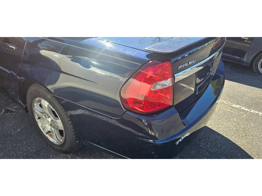 2004 Chevrolet Malibu LT photo