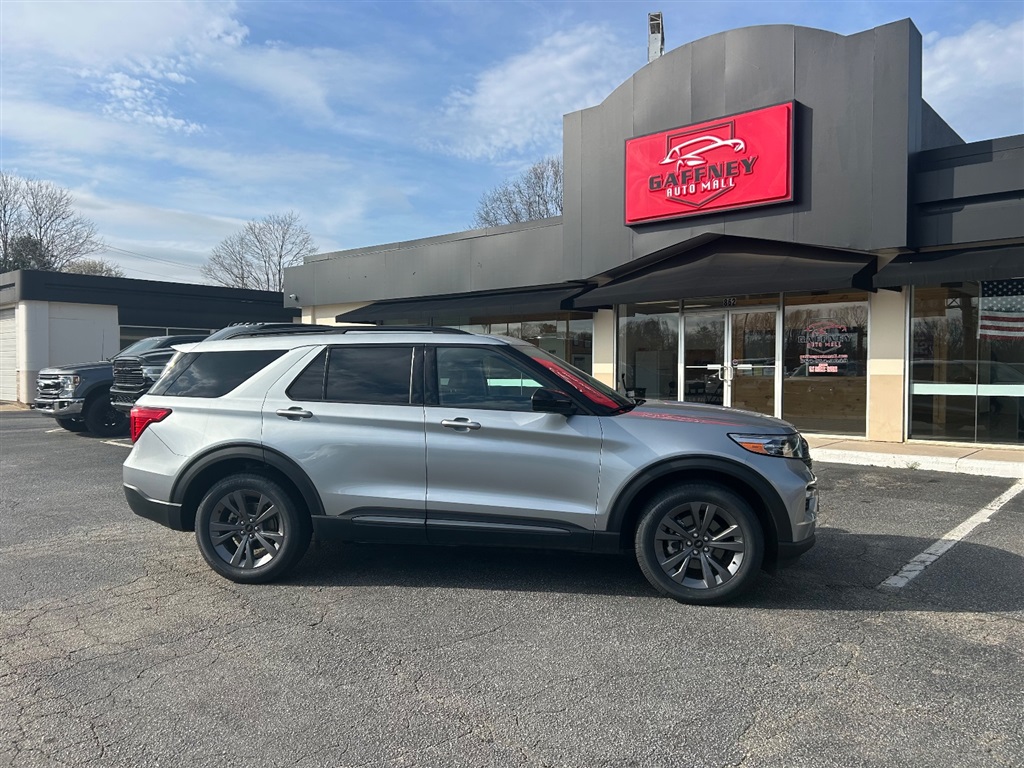 2023 Ford Explorer XLT AWD