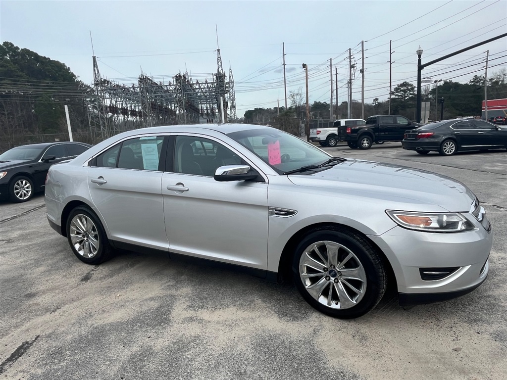 2011 Ford Taurus Limited photo