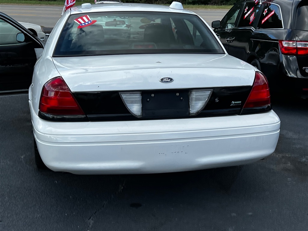 2011 Ford Crown Victoria Police Interceptor photo