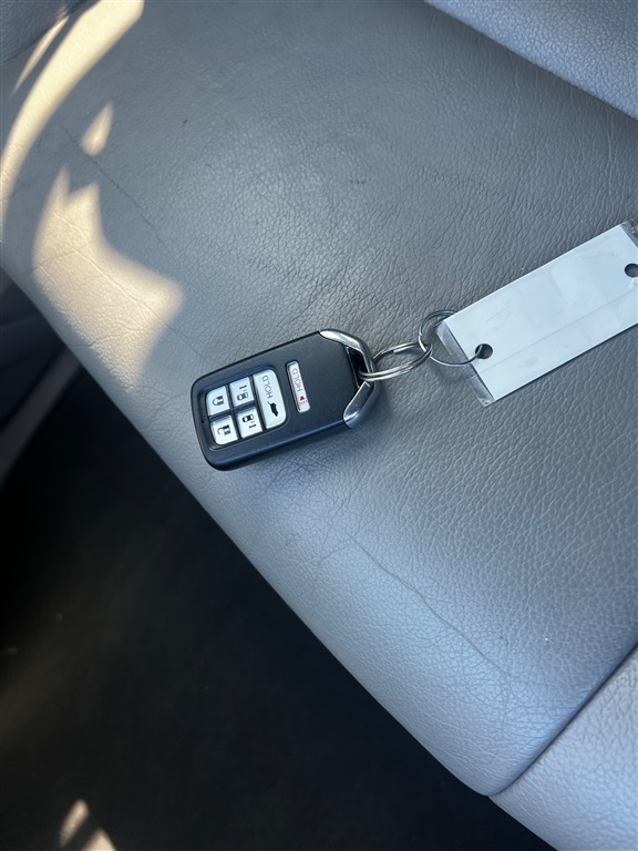 2014 Honda Odyssey Touring photo