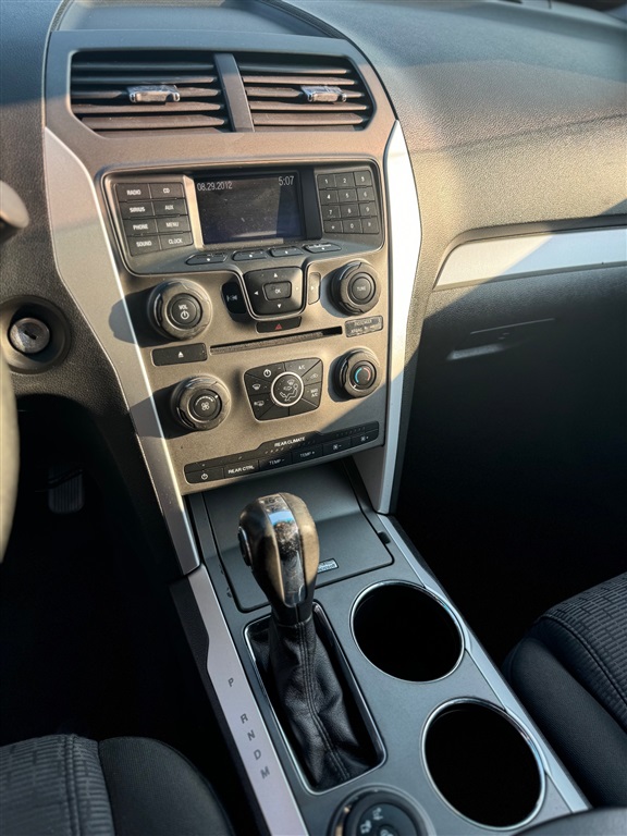 2013 Ford Explorer XLT photo