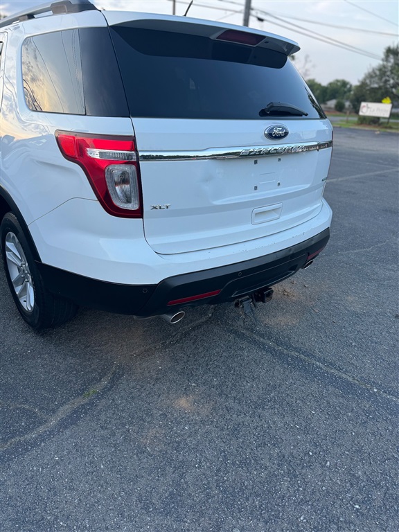 2013 Ford Explorer XLT photo