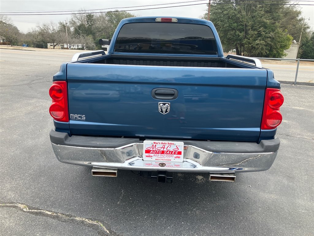 2005 Dodge Dakota SLT photo