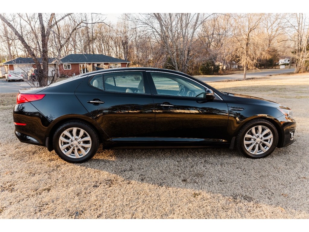 2015 Kia Optima EX photo