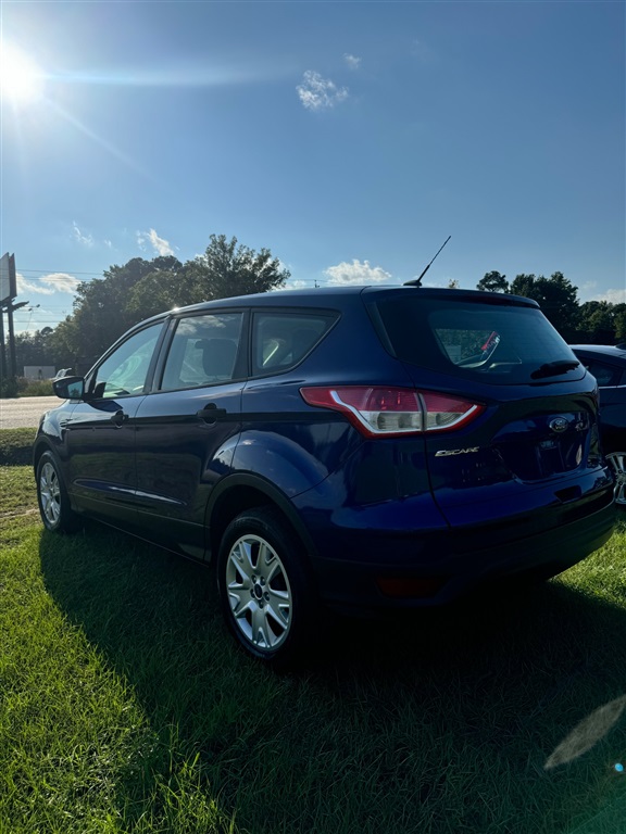 2014 Ford Escape S photo