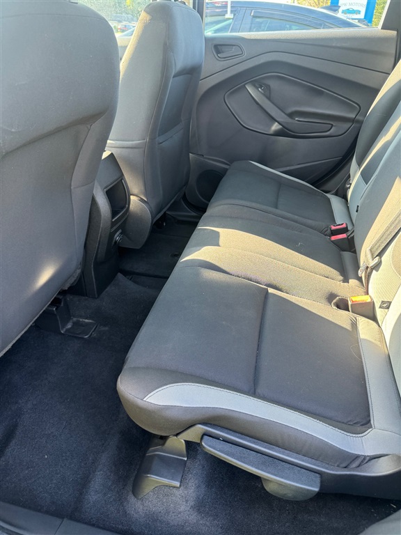 2014 Ford Escape S photo