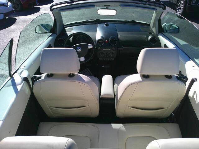 2007 Volkswagen New Beetle Triple White photo