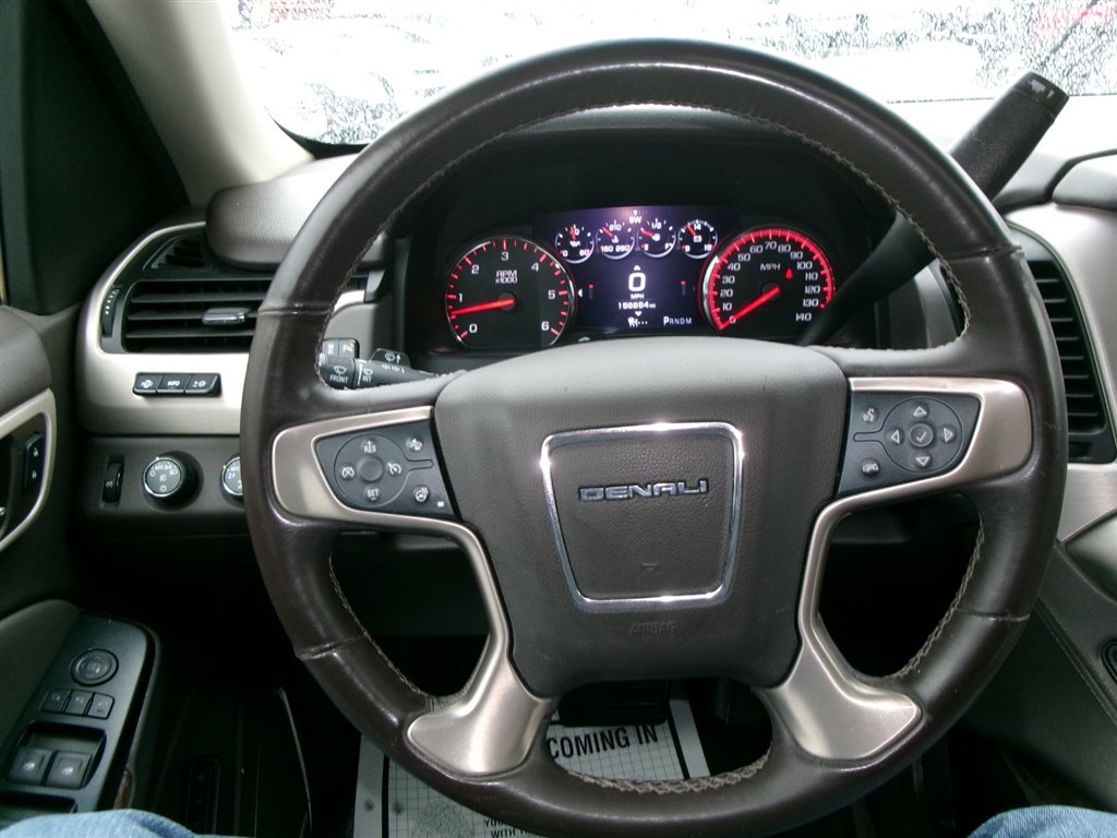 2015 GMC Yukon Denali photo
